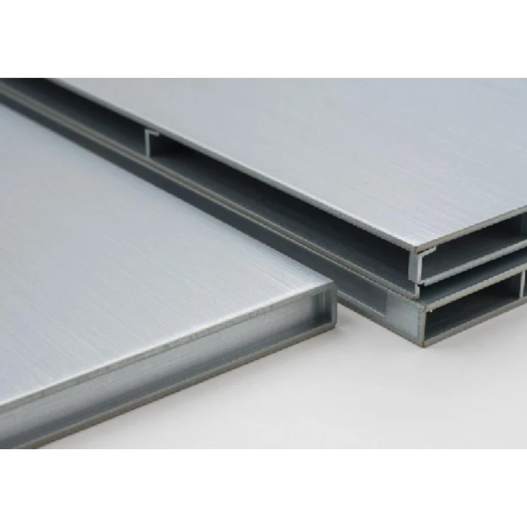 Konplètman ankapsule Steel Leve etaj
